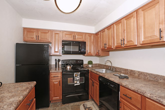 Monroeville Apartments at Birnam Wood in Monroeville, PA - Foto de edificio - Interior Photo