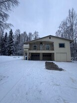 4548 Melan Dr N in Fairbanks, AK - Building Photo