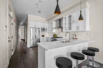 3221 Warder St NW in Washington, DC - Building Photo - Building Photo