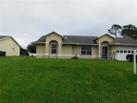 873 Barber St in Sebastian, FL - Building Photo