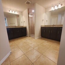 4409 NE 15th Pl in Cape Coral, FL - Building Photo - Building Photo