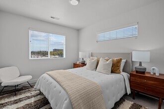 Desert Village Townhomes in Santa Clara, UT - Building Photo - Building Photo