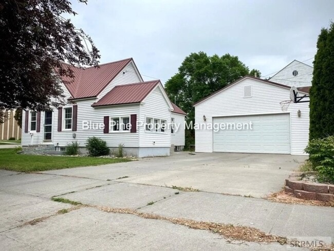 309 S Milton Ave in Shelley, ID - Building Photo - Building Photo