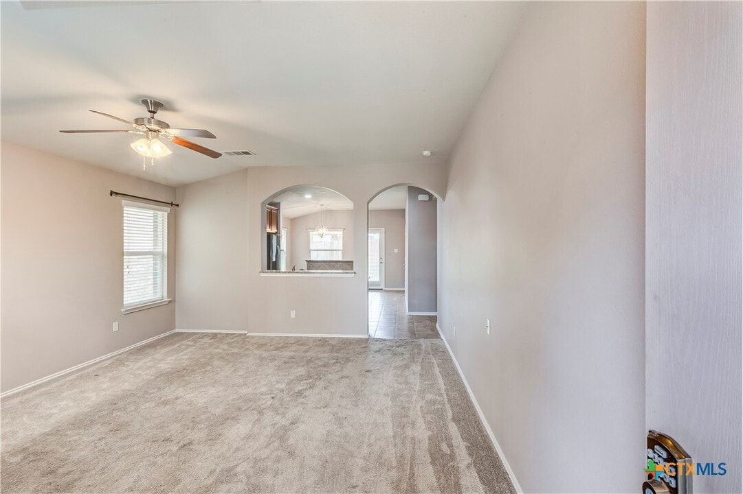 9611 Fratelli Court in Killeen, TX - Foto de edificio