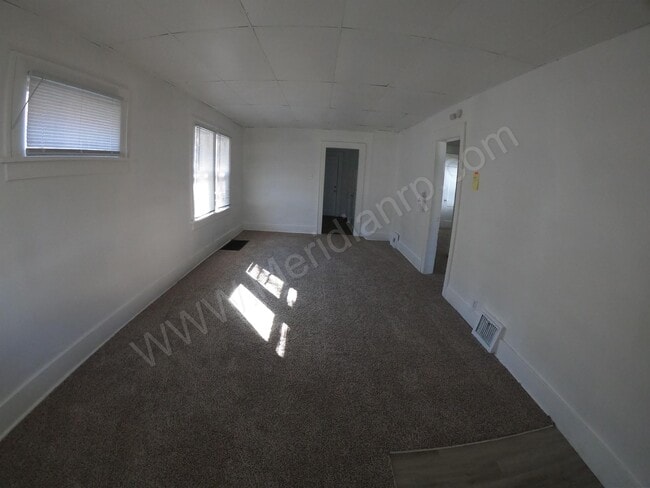 452 E Wildwood Ave in Fort Wayne, IN - Foto de edificio - Building Photo