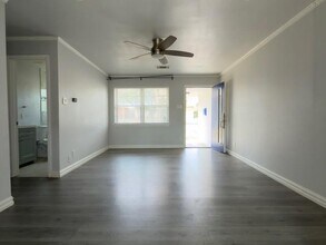 9122 Clearwater Dr in Dallas, TX - Building Photo - Building Photo