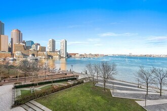 22 Liberty Drive in Boston, MA - Building Photo - Building Photo