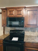 1604 NW Lindy Ave in Lawton, OK - Building Photo - Building Photo