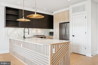 900 11th St SE in Washington, DC - Building Photo - Building Photo