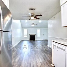 916 Hilltop Dr in Irving, TX - Building Photo - Building Photo
