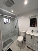 9150 121st St, Unit second floor in Richmond Hill, NY - Building Photo