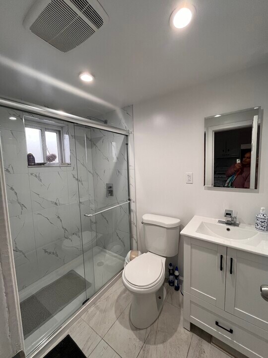 9150 121st St, Unit second floor in Richmond Hill, NY - Foto de edificio