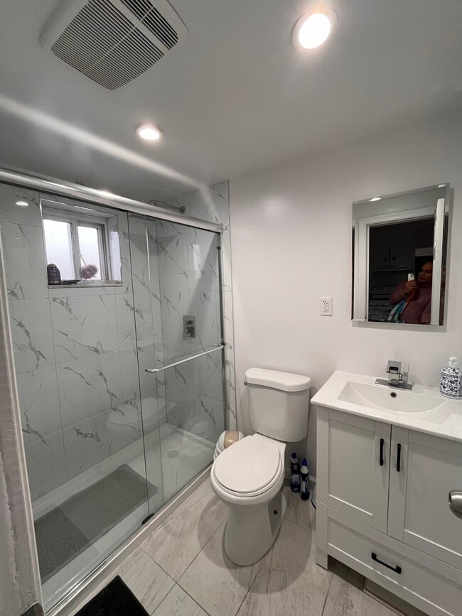 9150 121st St, Unit second floor