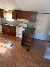 12 Ashley Hall Rd in Fountain Inn, SC - Building Photo - Building Photo