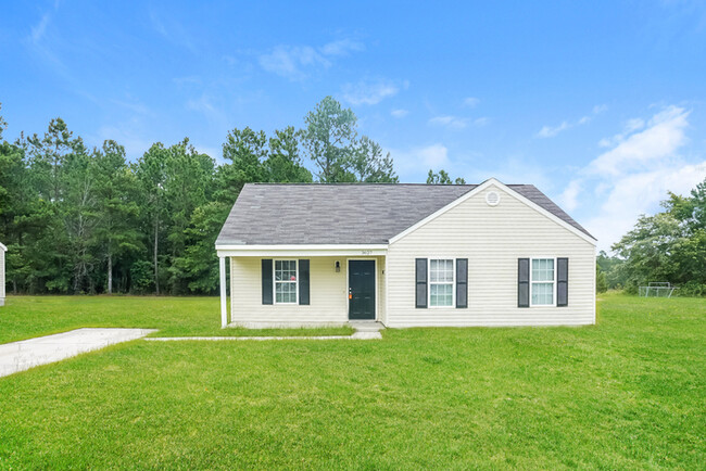 property at 3627 Munich Dr