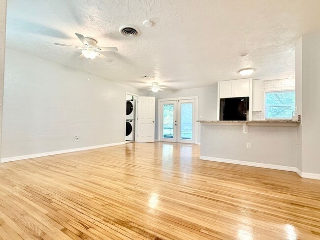 729 E Grove Pl in DeLand, FL - Building Photo - Building Photo