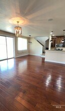 4678 N Elmstone Ave in Meridian, ID - Foto de edificio - Building Photo