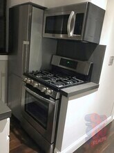 246 Mott St in New York, NY - Foto de edificio - Building Photo