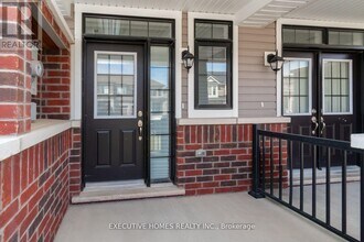 15 Rochester Dr in Barrie, ON - Building Photo - Building Photo