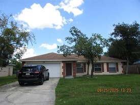 978 Florida Pkwy in Kissimmee, FL - Building Photo