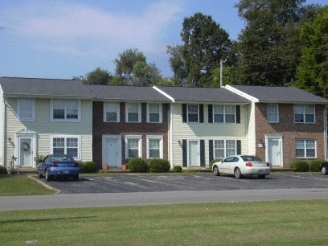 3175 Cave Springs Ave in Bowling Green, KY - Building Photo