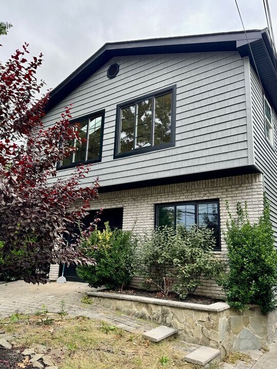 315 Main St in Staten Island, NY - Building Photo