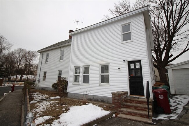 62 Chambers St in Lowell, MA - Foto de edificio - Building Photo