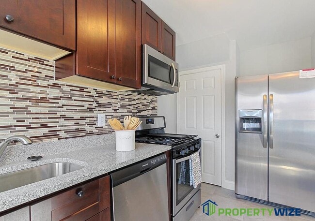 2214 Redthorn Rd in Middle River, MD - Building Photo - Building Photo