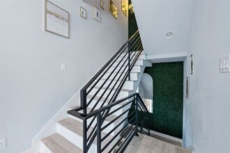 3365 Daphne St in Houston, TX - Building Photo - Building Photo