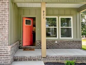 921 Graysville Rd in Chattanooga, TN - Building Photo - Building Photo