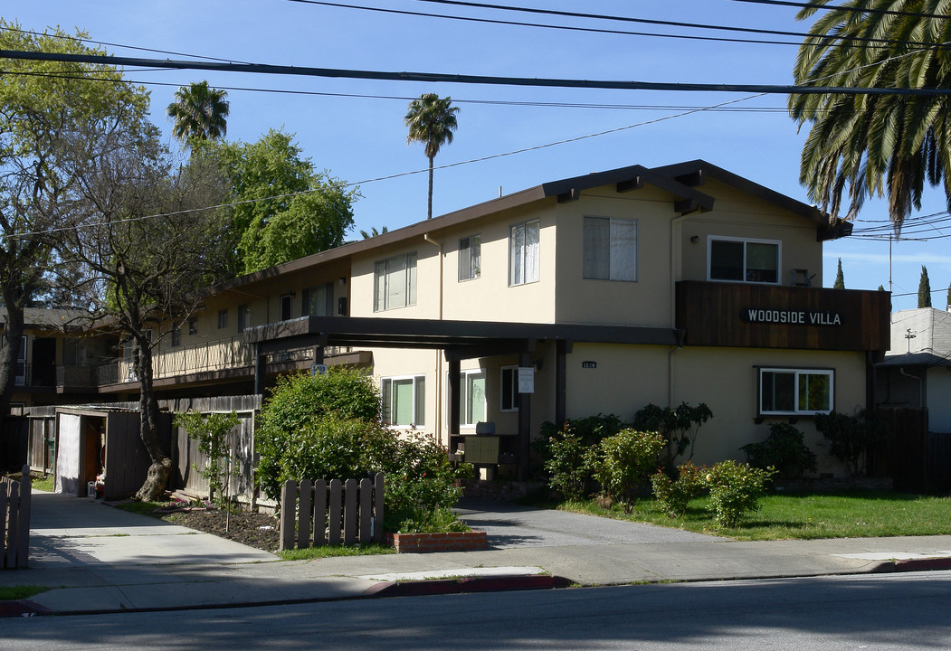 Woodside Villa in Redwood City, CA - Building Photo