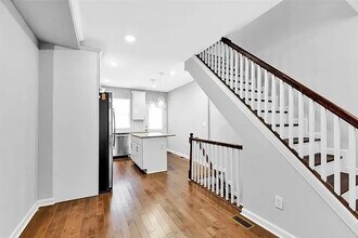 313 S Newkirk St in Baltimore, MD - Building Photo - Building Photo