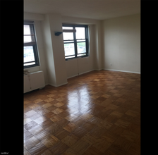 201 St Pauls Ave-Unit -Apt 9R in Jersey City, NJ - Building Photo - Building Photo