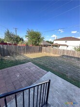 6902 Golden Oak Ln in Killeen, TX - Building Photo - Building Photo