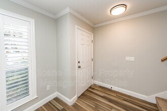 252 Howle Ave in Charleston, SC - Foto de edificio - Building Photo