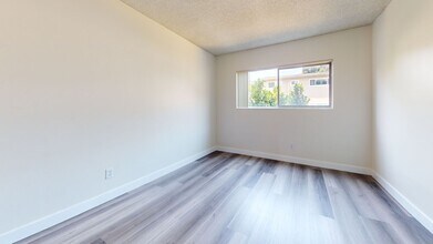 821 Glenway Drive in Inglewood, CA - Building Photo - Interior Photo