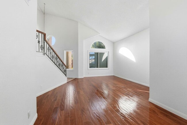 44648 17th St E in Lancaster, CA - Building Photo - Building Photo