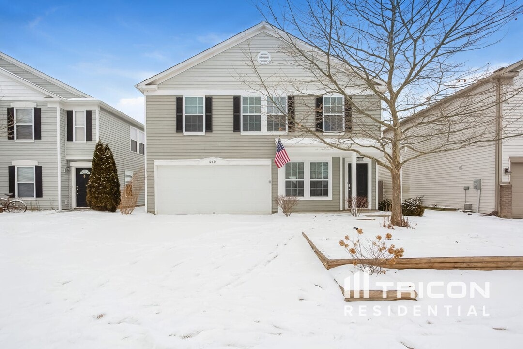 10864 Grace Dr in Ingalls, IN - Foto de edificio