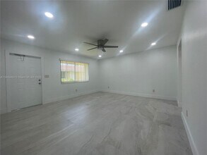 25450 SW 107th Ave in Homestead, FL - Building Photo - Building Photo