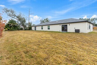 1623 Espejo St SE in Palm Bay, FL - Building Photo - Building Photo