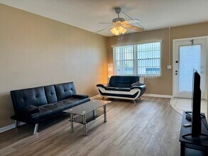 4019 Lincoln A in Boca Raton, FL - Building Photo - Building Photo