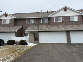 6357 208th St Cir N in Forest Lake, MN - Building Photo