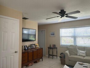 1712 Gulfstream Ave in Fort Pierce, FL - Building Photo - Building Photo