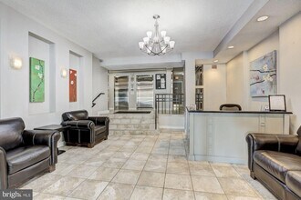 1816 New Hampshire Ave NW, Unit 202 in Washington, DC - Building Photo - Building Photo