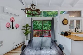 2364 Willard Rd in Hartford, VT - Building Photo - Building Photo