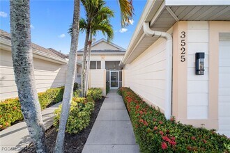 3525 Arclight Ct in Ft. Myers, FL - Building Photo - Building Photo