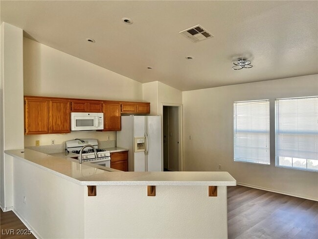 10733 Esk Dr in Las Vegas, NV - Building Photo - Building Photo