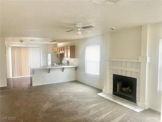 5304 Harmony St in Las Vegas, NV - Building Photo - Building Photo