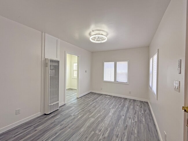 property at 1016 E Ventura St