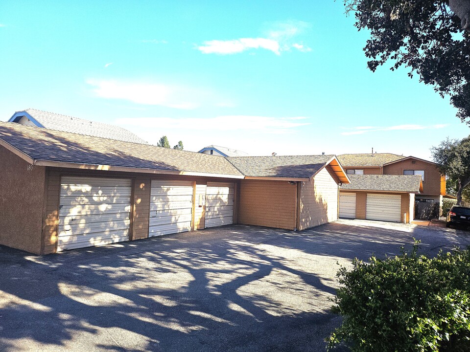 180 Brisco Rd in Arroyo Grande, CA - Building Photo